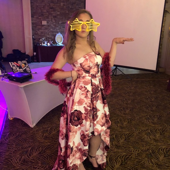 Dress - Picture 2 of 3